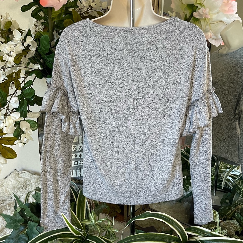 WHBM Ruffle Sleeve Grey Sweater - Picture 2 of 4